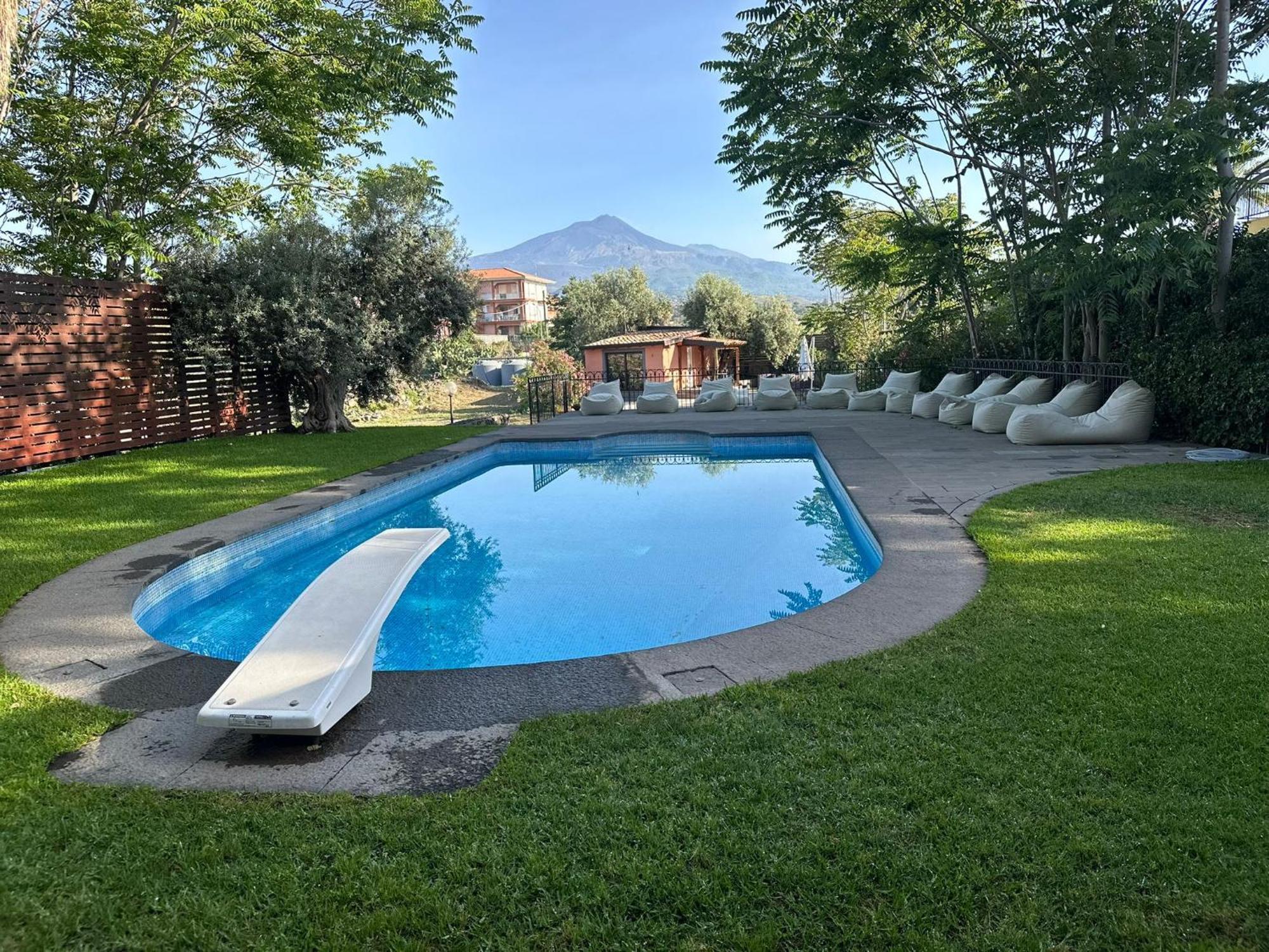 Ottomood B&B And Apartments Tremestieri Etneo Exterior foto